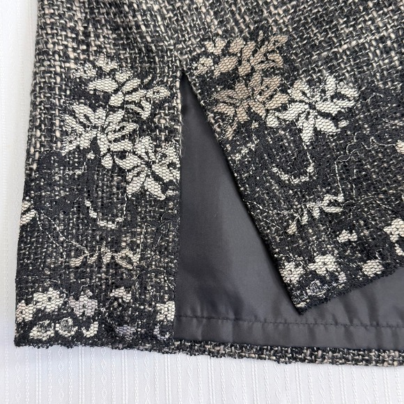 NINE & COMPANY PETITE Black White Tweed Lace Floral Pencil Skirt 10P - Picture 3 of 11